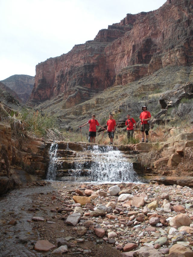 2013/03(March)/Grand-Canyon/Top200/640x480_2013-03-15-Grand-Canyon-17-Monument-Chance-Nathan-Lance-Matt.JPG