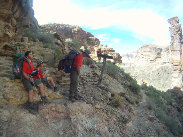 2013/03(March)/Grand-Canyon/Top200/640x480_2013-03-15-Grand-Canyon-30-Monument-Lance-Chance-Nathan-Matt.JPG