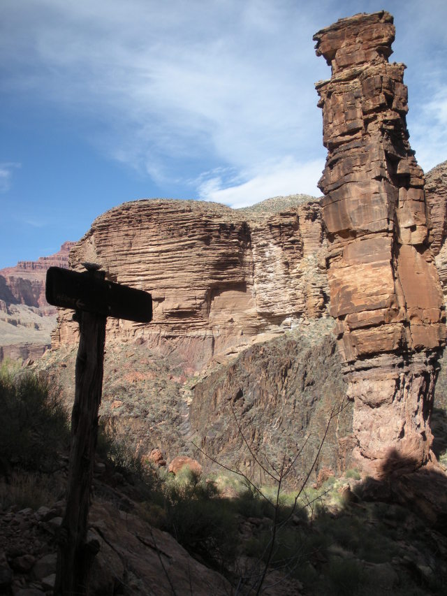 2013-03-15-Grand-Canyon-31-Monument.JPG