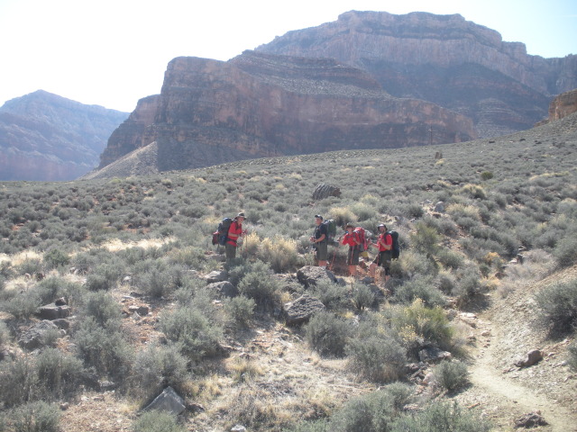 2013/03(March)/Grand-Canyon/Top200/640x480_2013-03-16-Grand-Canyon-019-Indian-Gardens-Chance-Nathan-Lance-Matt.JPG