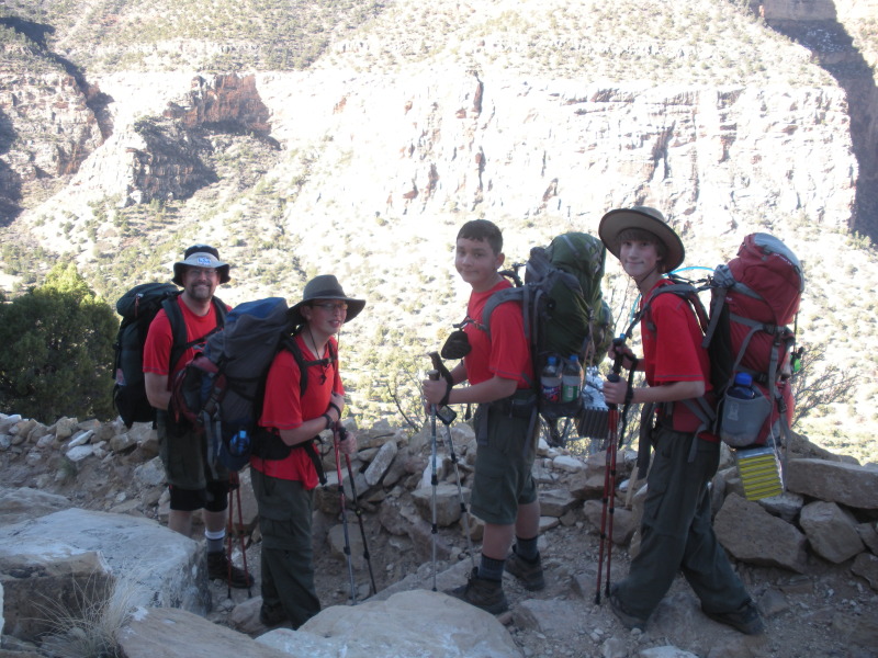 2013/03(March)/Grand-Canyon/Top200/800x600_2013-03-14-Grand-Canyon-13-Hermits-Rest-Chance-Nathan-Lance-Matt.JPG