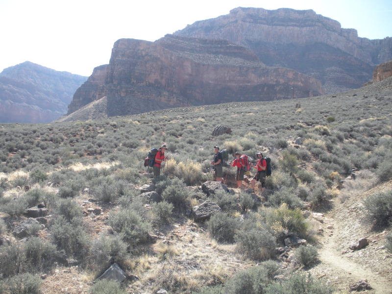 2013/03(March)/Grand-Canyon/Top200/800x600_2013-03-16-Grand-Canyon-019-Indian-Gardens-Chance-Nathan-Lance-Matt.JPG