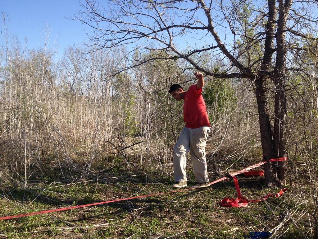 2013/03(March)/Troop214-Camp-Gassett/1024x768_2013-03-24-Troop214-Camp-Gassett-06-Slackline-Anthony.JPG