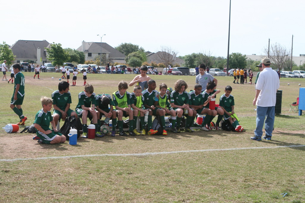 2013/04(April)/Soccer-Final-Crew-game/2013-04-13-Soccer-Final-Crew-01.JPG