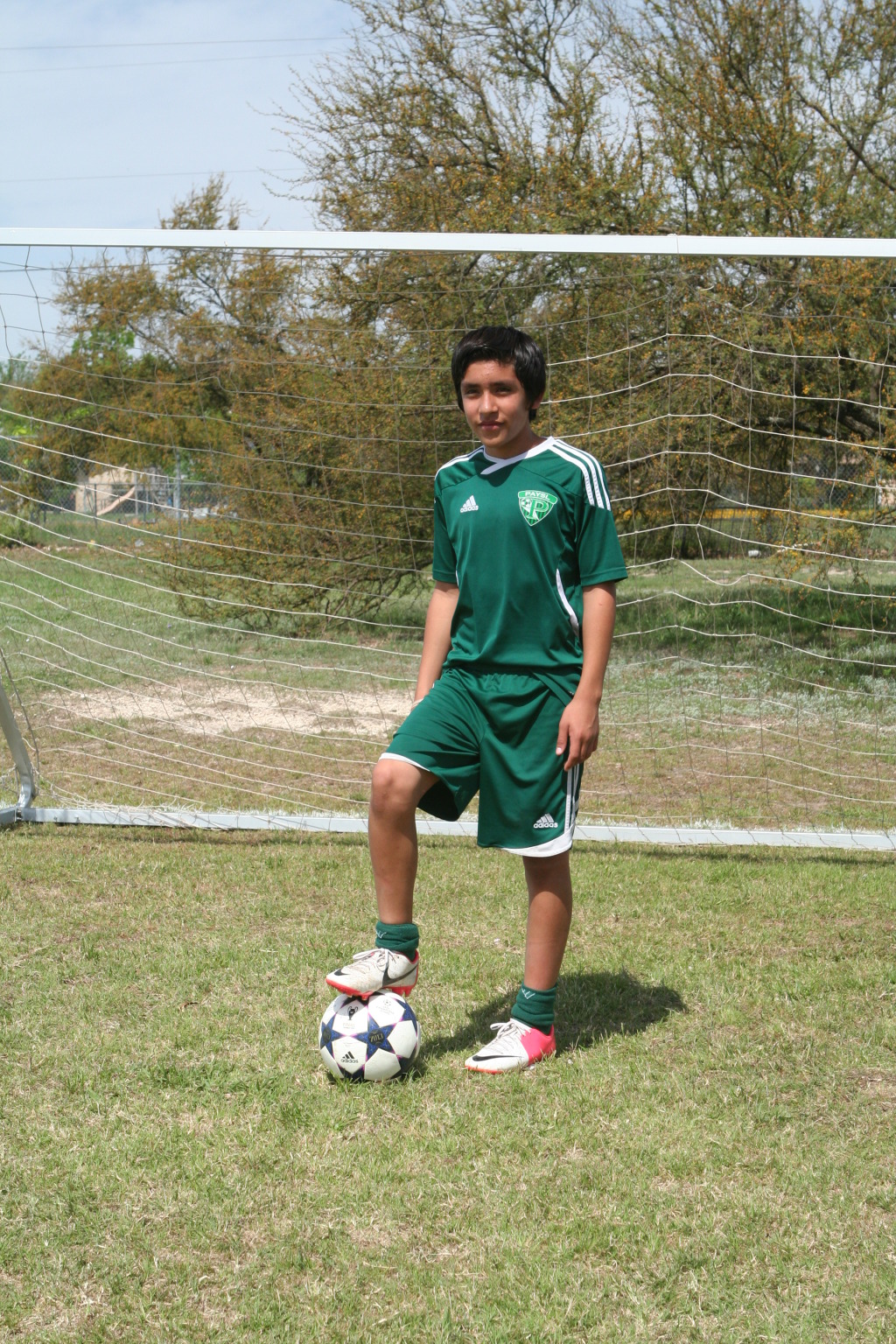 2013/04(April)/Soccer-Final-Crew-game/1024x768_2013-04-13-Soccer-Final-Crew-47-Juan.JPG