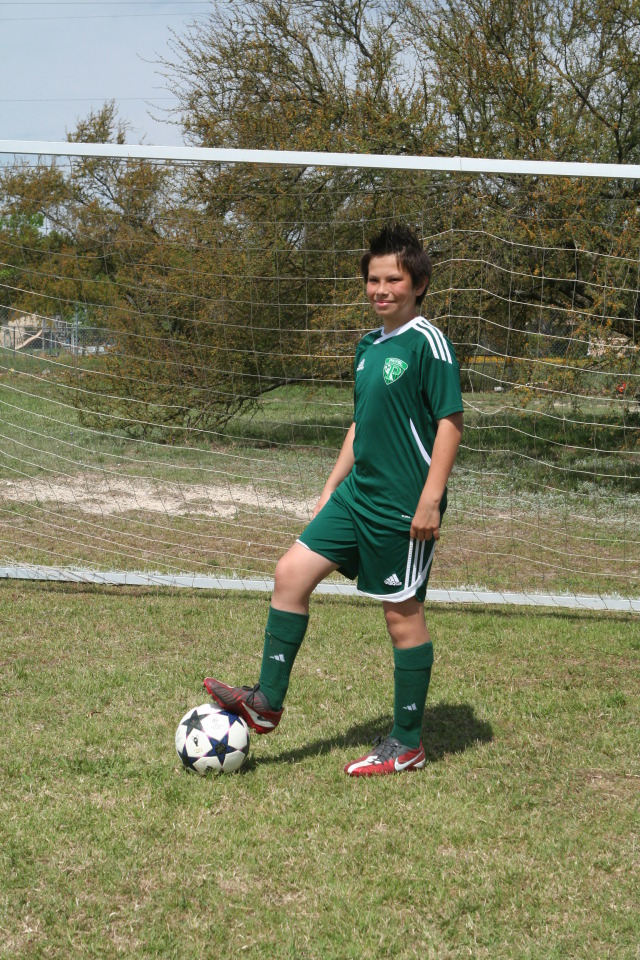 2013/04(April)/Soccer-Final-Crew-game/Other-Players/640x480_2013-04-13-Soccer-Final-Crew-39.JPG