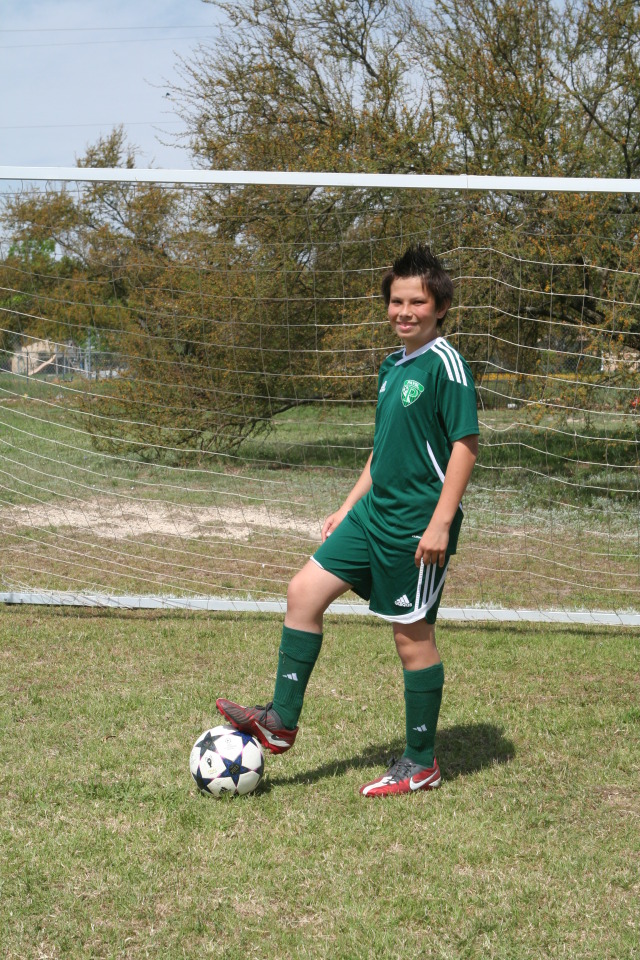 2013/04(April)/Soccer-Final-Crew-game/Other-Players/640x480_2013-04-13-Soccer-Final-Crew-41.JPG