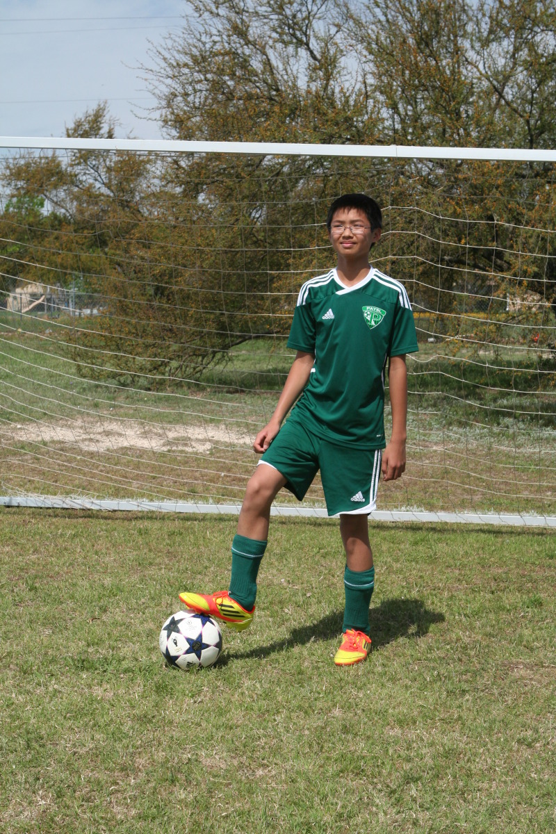 2013/04(April)/Soccer-Final-Crew-game/Other-Players/800x600_2013-04-13-Soccer-Final-Crew-42.JPG