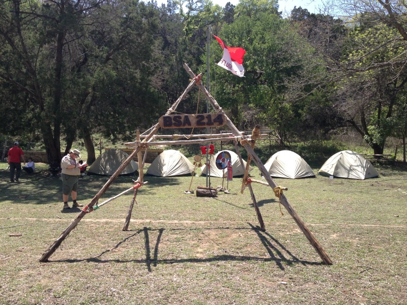2013/04(April)/Troop214-Shoot-o-ree/800x600_2013-04-06-Troop214-Shoot-o-ree-17-Allen-inspecting-camp.JPG