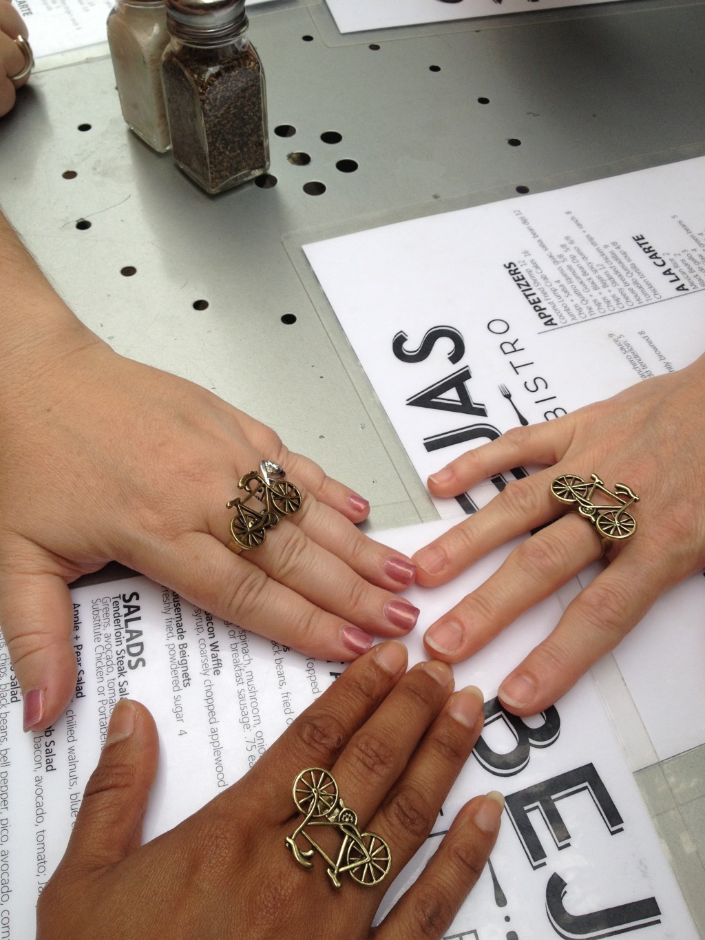 2013-05-18-Austin-to-Fredricksburgh-bike-ride-16-rings.JPG