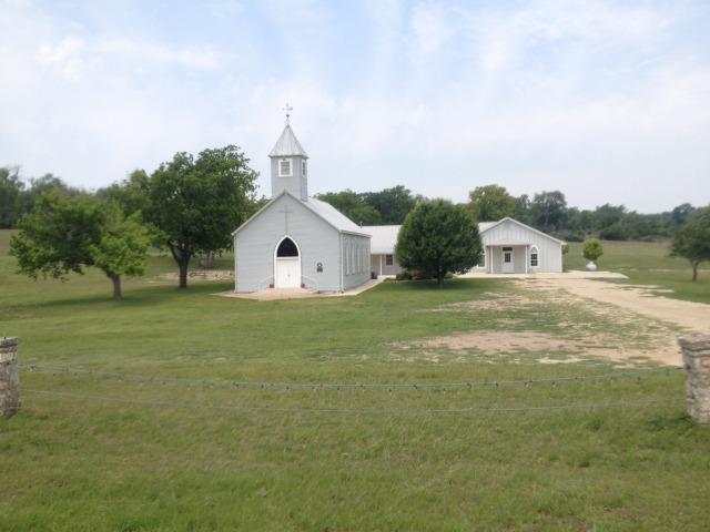 2013-05-18-Austin-to-Fredricksburgh-bike-ride-08-Church-highest-point-of-ride.JPG