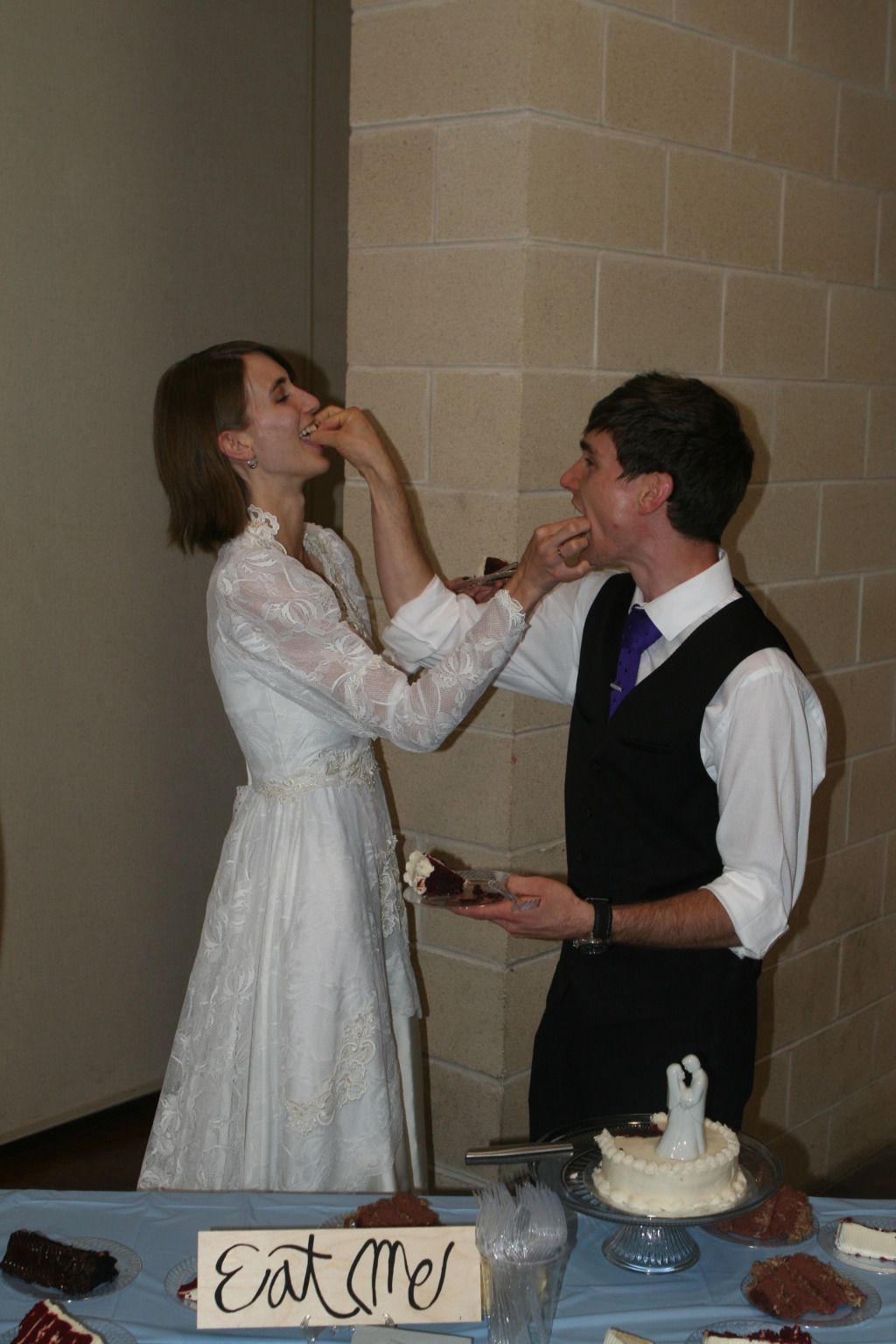 2013/05(May)/Courtney-Wedding-Reception/1024x768_2013-05-12-Courtney-Stephen-wedding-reception-10.JPG