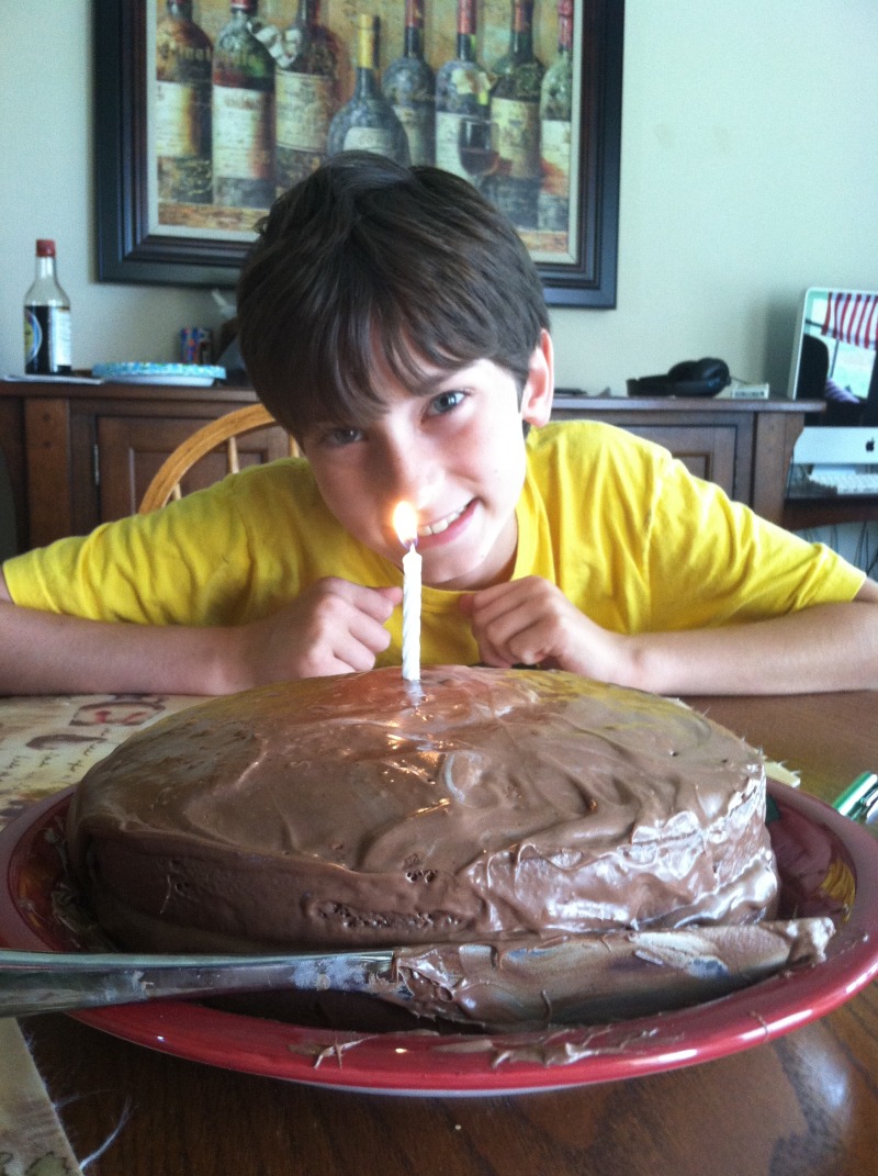 2013/05(May)/Dax-Birthday/800x600_2013-06-02-Dax-Birthday-2-cake.JPG