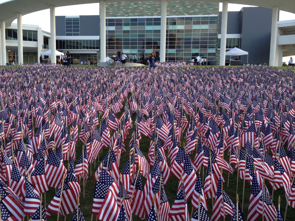 2013-05-27-EFH-Memorial-Day-7-flags.JPG