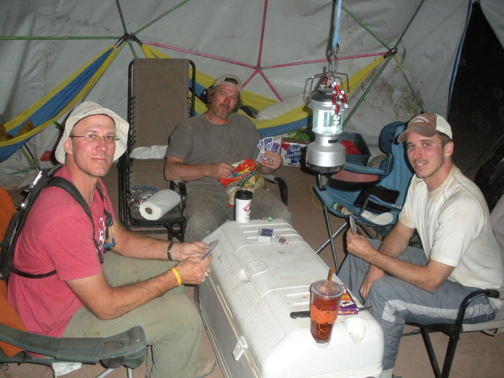 2013/05(May)/Moab/1024x768_2013-05-05-Moab-29-Travis-Justin-Josh-5crowns-GOOD.JPG
