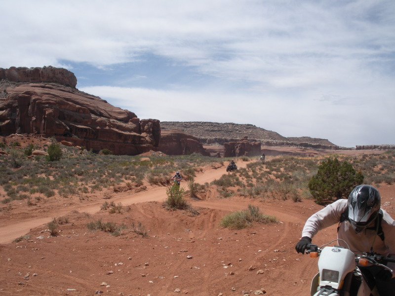 2013/05(May)/Moab/800x600_2013-05-04-Moab-05-CarmineV.JPG