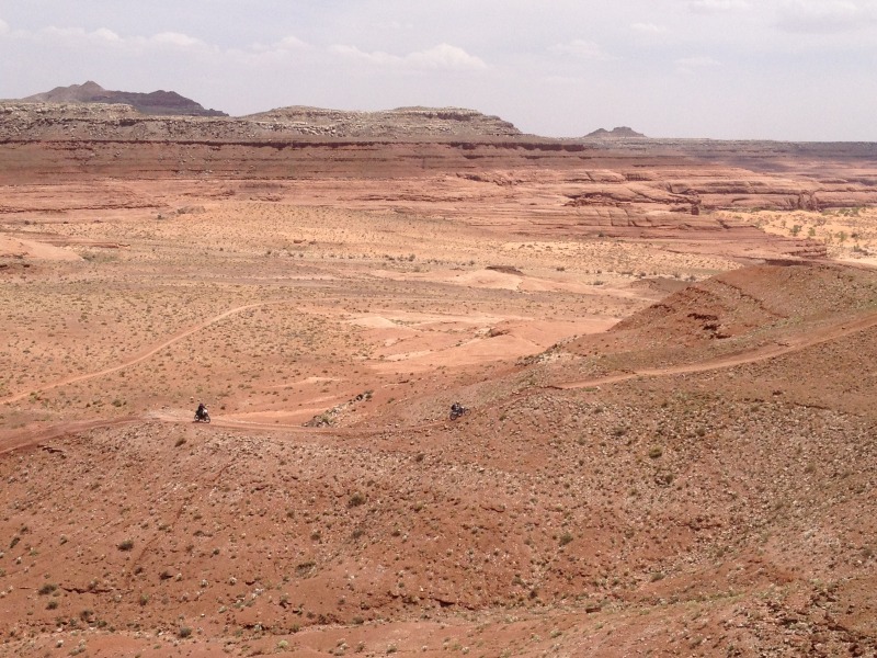 2013/05(May)/Moab/800x600_2013-05-05-Moab-19-Justin-Josh.JPG