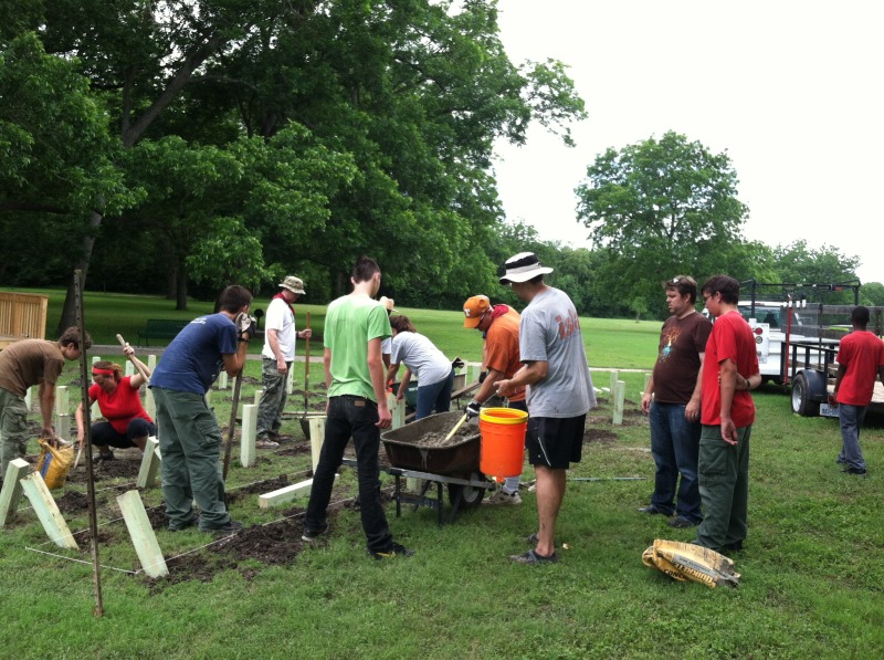 2013/05(May)/Troop214-Kylan-Eagle-Project/800x600_2013-05-27-Troop214-Kylan-Eagle-Project-05-Shea-Nathan-Matt-Mark-Nathan.JPG