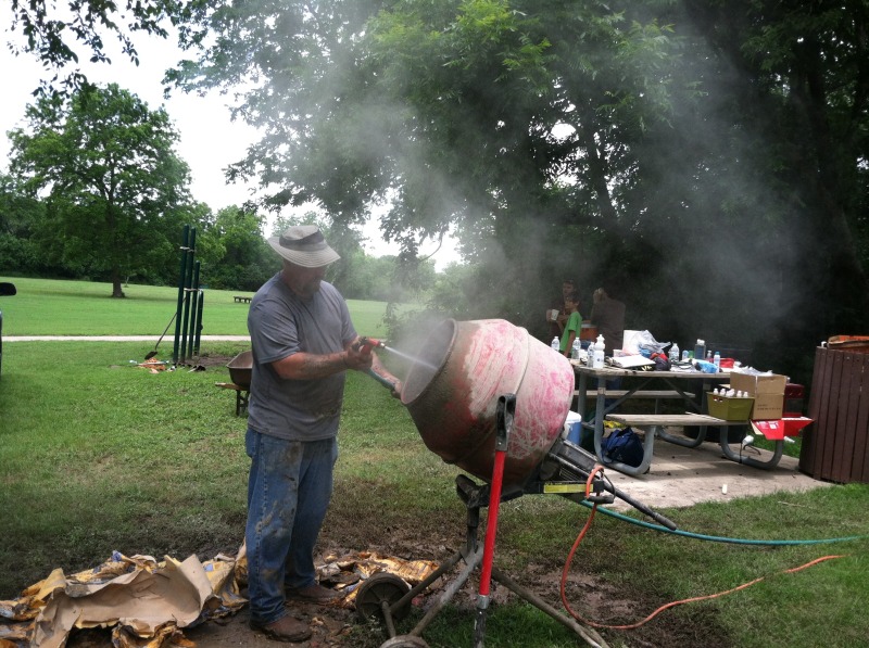 2013/05(May)/Troop214-Kylan-Eagle-Project/800x600_2013-05-27-Troop214-Kylan-Eagle-Project-12-Scot.JPG