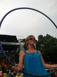 2013/06(June)/Blues-on-the-Green/2013-06-12-Blues-on-the-Green-01-Josie.JPG