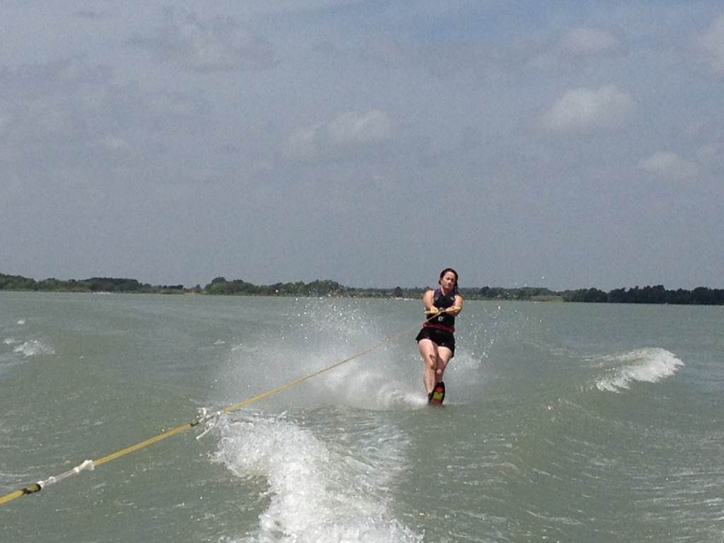 2013/06(June)/Boating-with-Busbys/1024x768_2013-06-23-Boatin-with-Busbys-09-Suzi.JPG