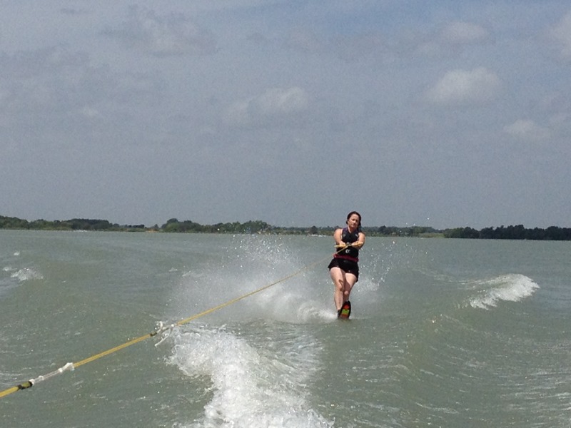 2013/06(June)/Boating-with-Busbys/800x600_2013-06-23-Boatin-with-Busbys-09-Suzi.JPG