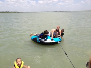 2013-06-23-Boatin-with-Busbys-13-Beth-Dax-Chance-Julia-Will.JPG