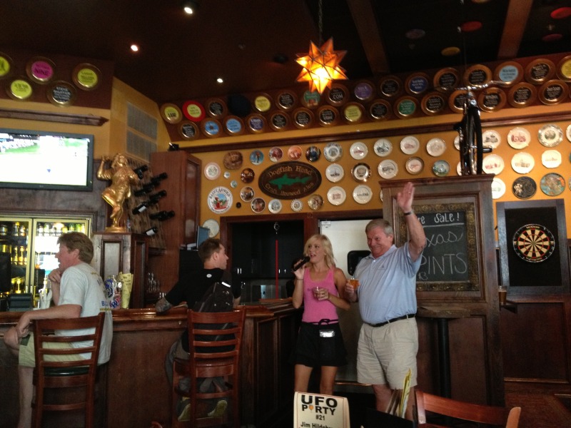 2013/06(June)/Jim-Saucer-Plate-Party/800x600_2013-06-16-Jim-Flying-Saucer-Plate-Party-1.JPG