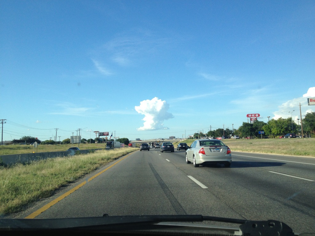 2013/06(June)/Misc/1024x768_2013-06-11-cloud.JPG