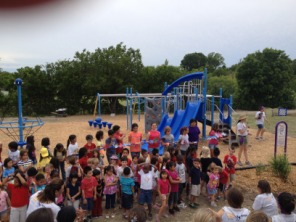 2013-06-07-NYOS-playground-build-9.JPG