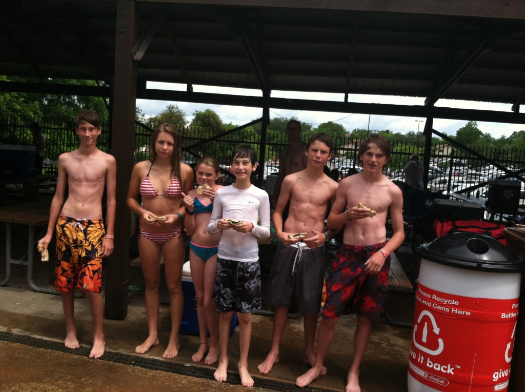 2013-06-09-Vale-Kyla-Visit-16-Schlitterban-Chance-Dax-Travis.JPG