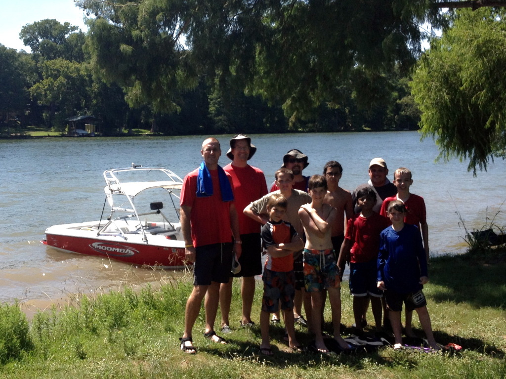 2013/08(August)/Troop214-EmmaLong-boating/1024x768_2013-08-03-Troop214-EmmaLong-51-Travis-Matt-Will-Case-Scot-Dax-Sebastian-Krishanu-Allen-Brian-Tyler.jpg