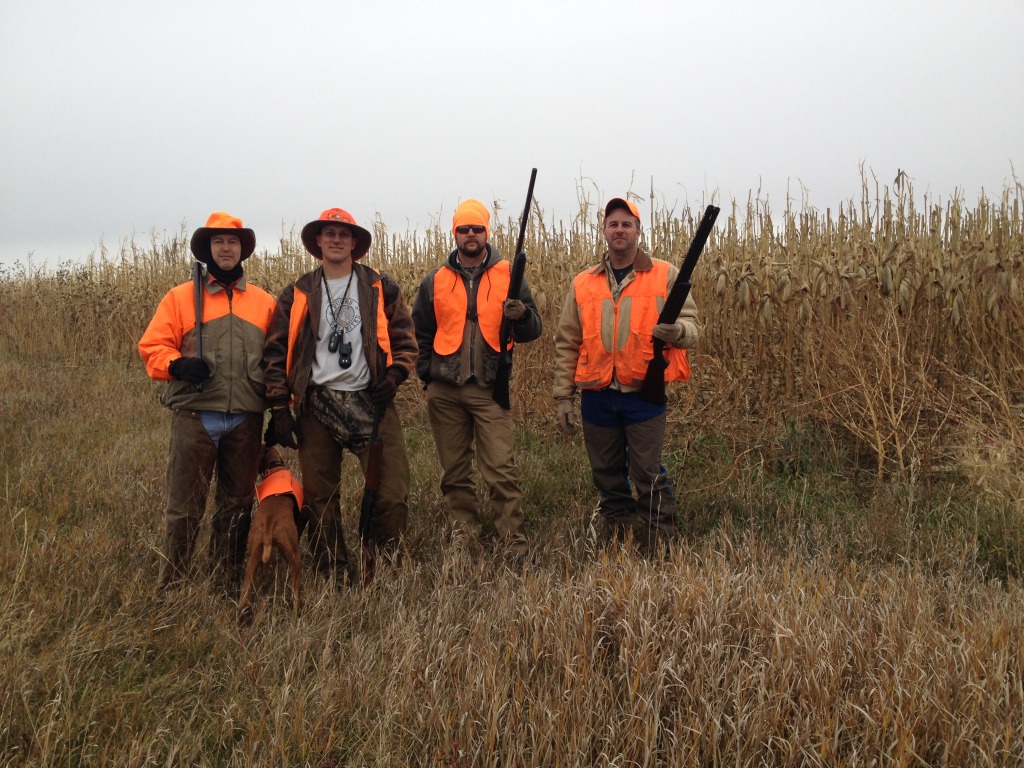 2013/11(November)/SD-Hunting/1024x768_2013-11-05-SD-Pheasant-Hunting-2-Mike-Travis-John-Daryl-Bevo.JPG