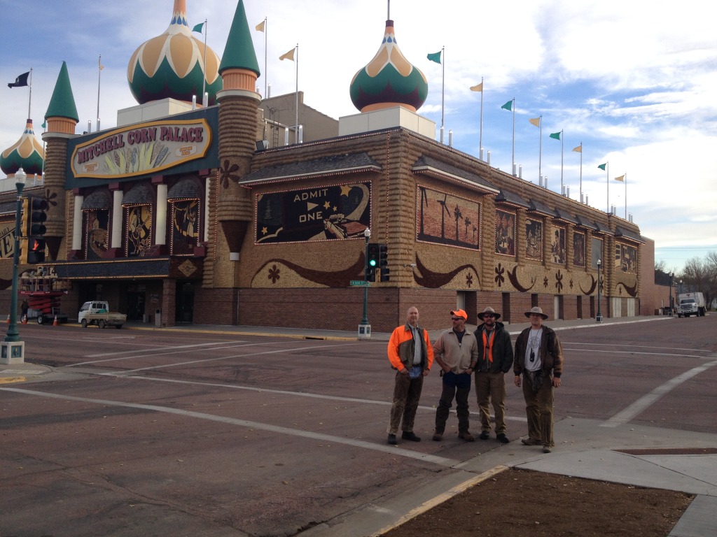 2013-11-08-SD-Pheasant-Hunting-08-Corn-Palace-Mike-Daryl-John-Travis.JPG