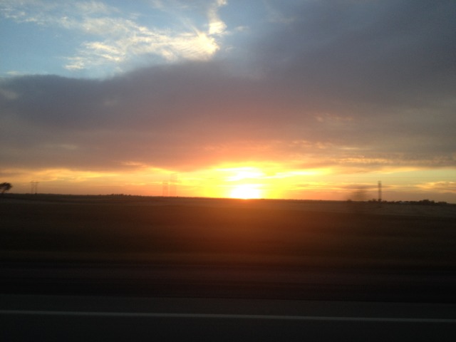 2013/11(November)/SD-Hunting/640x480_2013-11-03-SD-Pheasant-Hunting-2-sunset.JPG