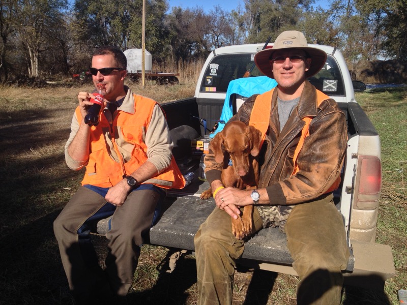 2013/11(November)/SD-Hunting/800x600_2013-11-07-SD-Pheasant-Hunting-04-Daryl-Bevo-Travis.JPG