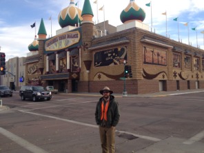 2013-11-08-SD-Pheasant-Hunting-05-Corn-Palace-John.JPG