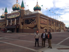 2013-11-08-SD-Pheasant-Hunting-07-Corn-Palace-Daryl-Travis-John.JPG