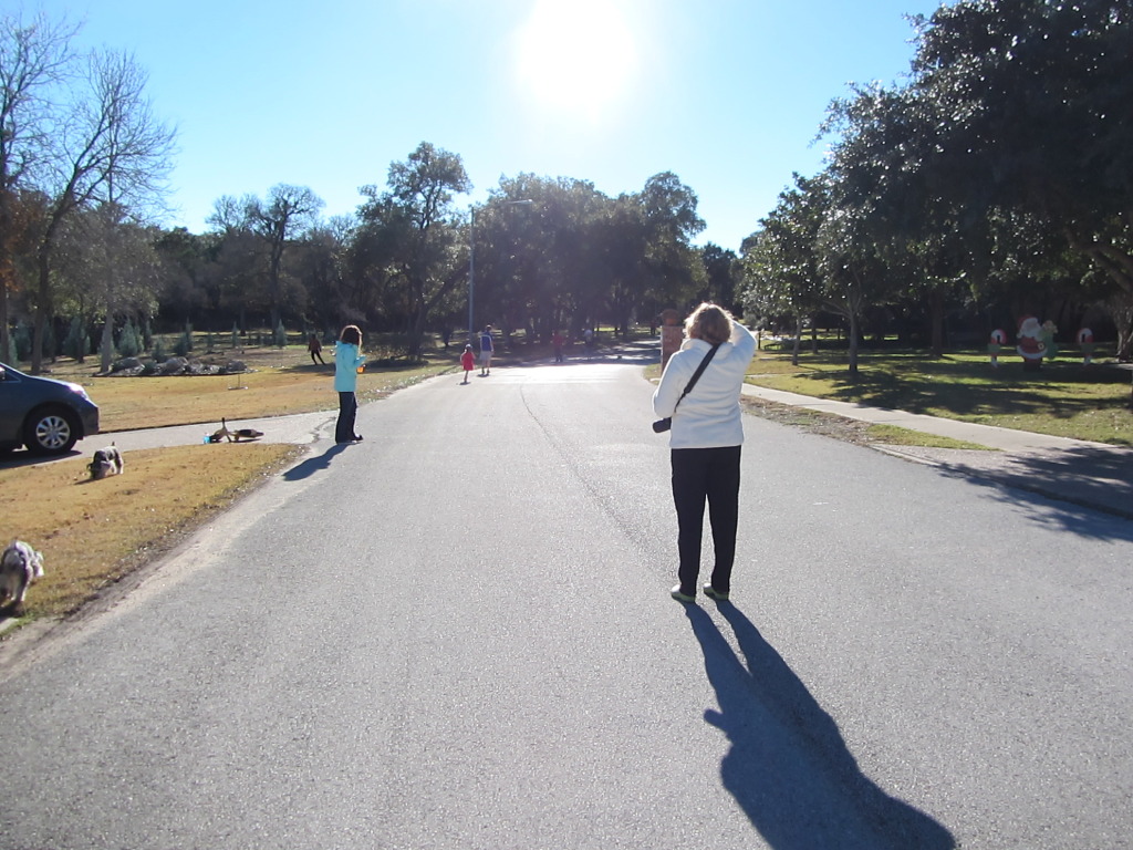 2013-12-23-Christmas-Eve-Eve-006-race.JPG
