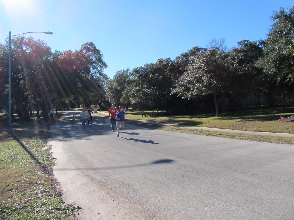 2013-12-23-Christmas-Eve-Eve-048-race-Chance-Justin-Sydney-Vale-Travis.JPG