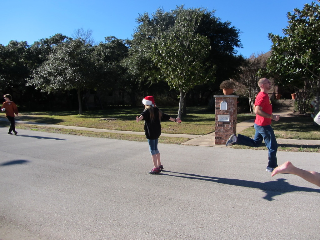 2013-12-23-Christmas-Eve-Eve-063-race-Chance-Justin-Sydney-Vale-Travis.JPG