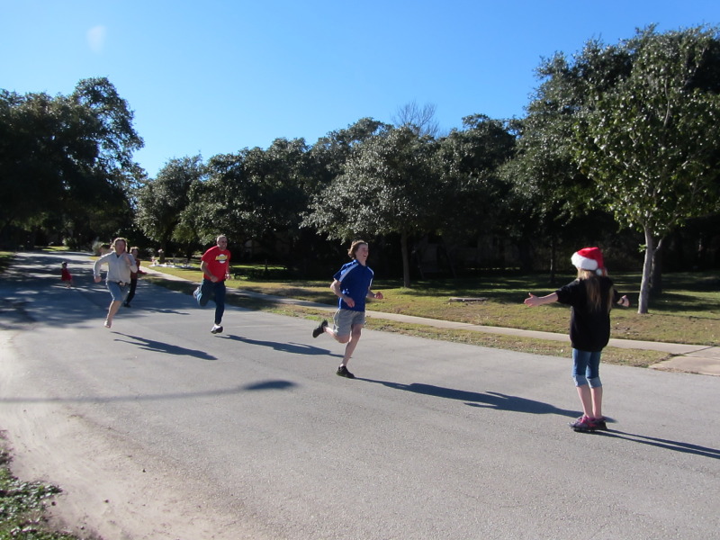 2013-12-23-Christmas-Eve-Eve-053-race-Chance-Justin-Sydney-Vale-Travis.JPG