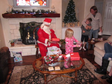 2013-12-23-Christmas-Eve-Eve-18-Santa-Sydney-Ian-Justin.JPG