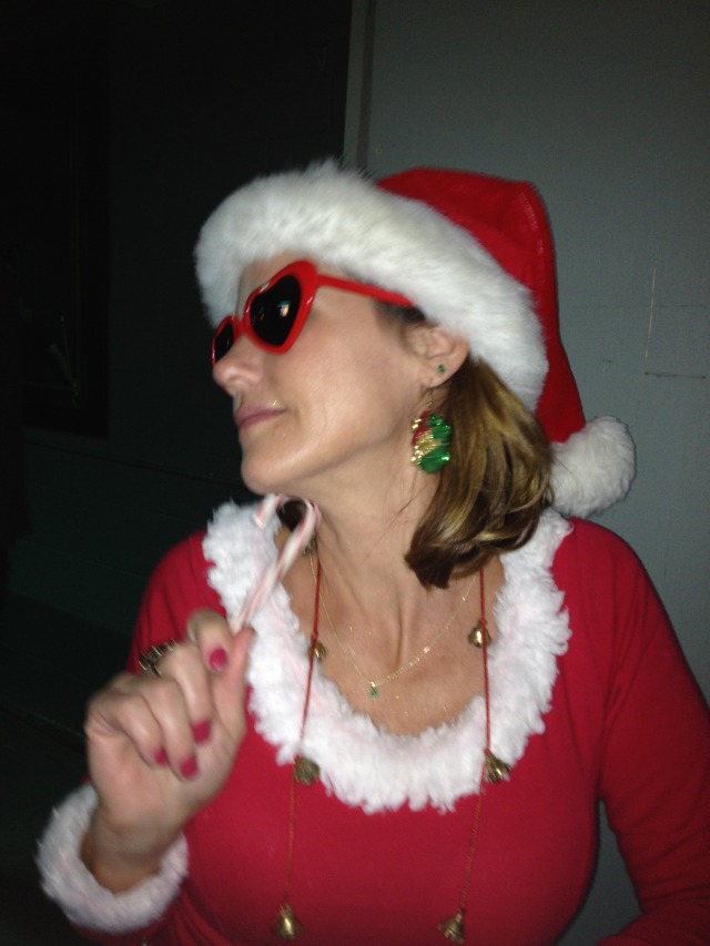 2013/12(December)/Santa-Rampage/640x480_2013-12-05-Santa-Rampage-18-Josie.JPG