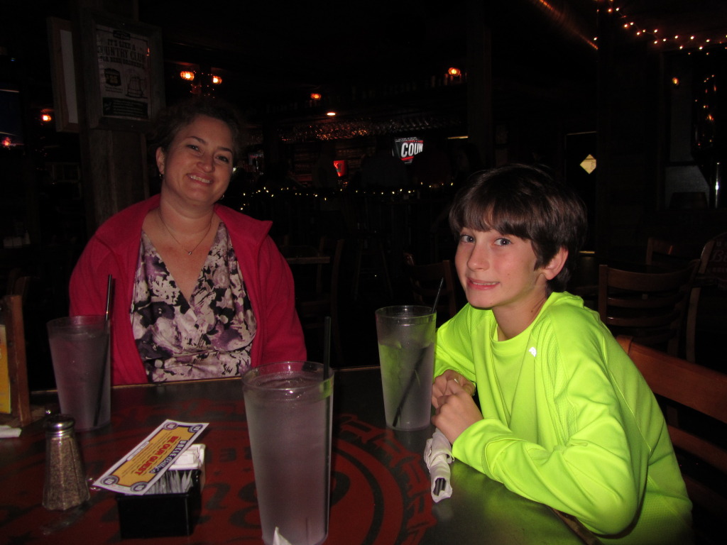 2013-12-20-Trail-of-Lights-02-Suzi-Dax.JPG