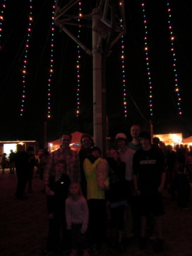 2013-12-20-Trail-of-Lights-12-Ian-Sydney-Dax-Justin-Kyla-Chance-Travis-Vale.jpg