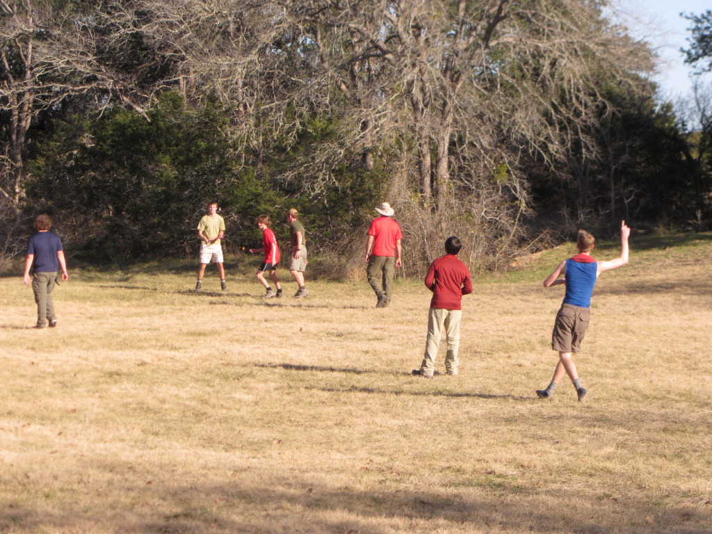 2014/01(January)/Troop214-Lake-Georgetown/1024x768_2014-01-18-Lake-Georgetown-06-Chance-ultimate-frisbee-Travis.JPG