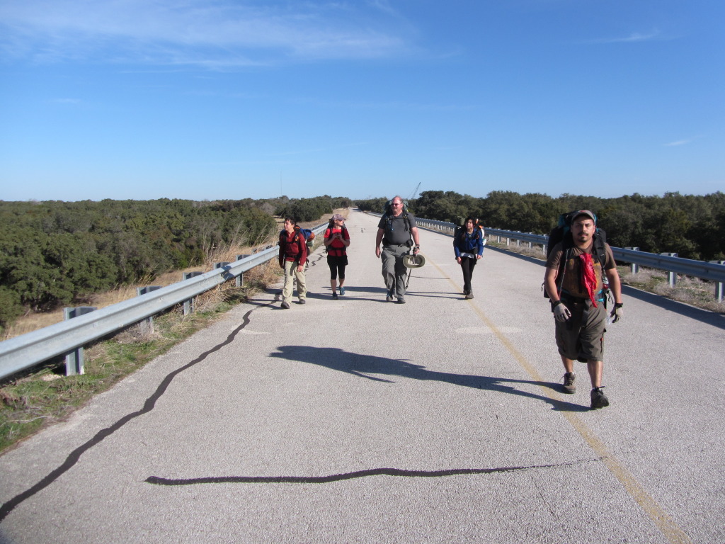2014/01(January)/Troop214-Lake-Georgetown/1024x768_2014-01-20-Lake-Georgetown-12-Will-Grace-Ron.JPG