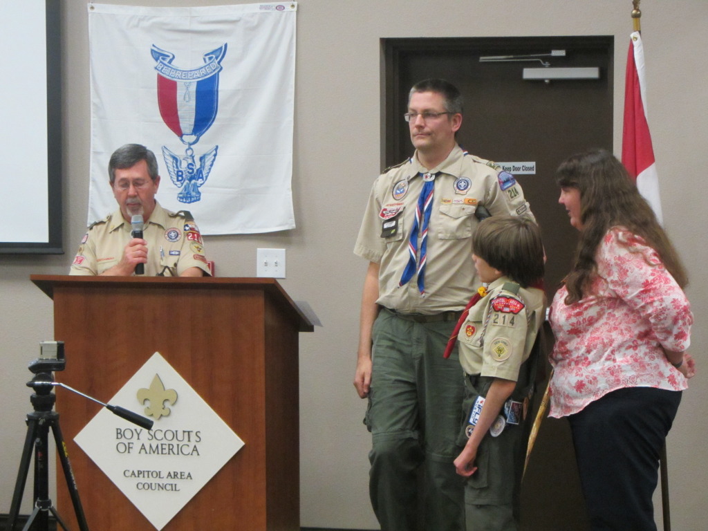 2014/02(February)/Troop214-Jack-Eagle-COH/1024x768_2014-03-02-Troop214-Jack-Eagle-COH-35-Matt-Stacy.JPG