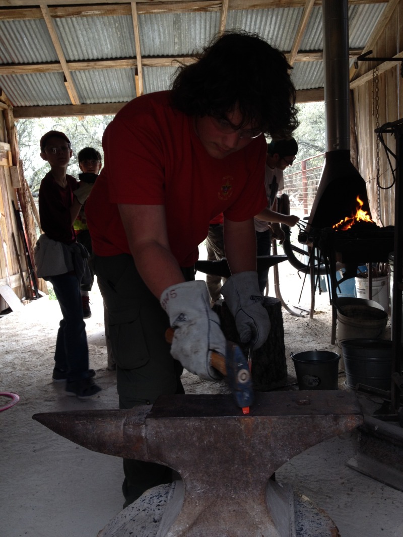 2014/02(February)/Troop214-and-Troop990-Wild-West-Bluestem-Camping/800x600_2014-02-22-Troop214-990-Bluestem-004-BlackSmith-Carson.JPG